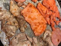 -钱小奴创意自助餐厅·山野黑猪肉畅吃(苏州昆山招商花园城店)
