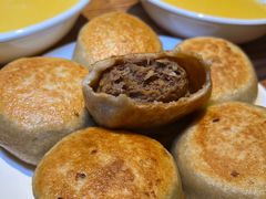 -清真吴记门钉肉饼·喜多利