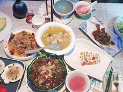 -忘忧草融合私房菜(红鼎国际店)