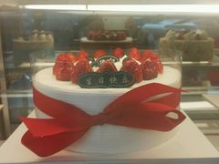 -绿姿鲜奶烘焙(临城店)