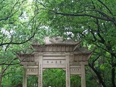 -灵岩山风景区