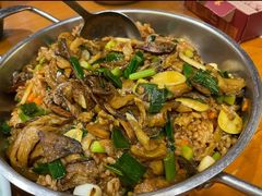 -老滇山寨•云南特色菜•地方菜•民族风情歌舞表演(金碧店)