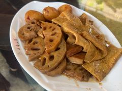 -老鼎万春卤菜(五代传承创始老店)