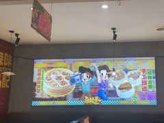 -卤校长老火锅(杨家坪直营店)