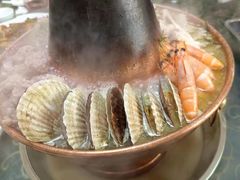 -一口猪海鲜浑锅·东北家常菜