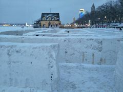 -人民防洪胜利纪念塔