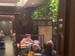 -万记麻辣烫国展总店