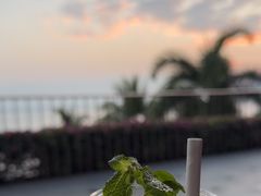 -日落吧·海景咖啡厅·餐酒吧·鸡尾酒·下午茶·乐队表演·浪漫夕阳·三亚文华东方酒店