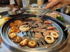 -哈哈碳都·牛肋条无限自助烤肉(台江万达店)
