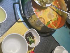 -四季喧黔味豆米火锅(万达广场店)
