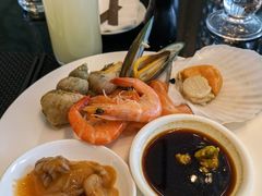 -圣丰索菲特·2 On 988 Café 自助餐厅