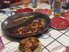 -鹿鸣山草本茶香火锅(园西路店)