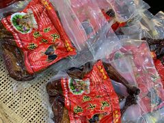 -乔家小院•本地小海鲜•非遗驴肉(万年泉路店)