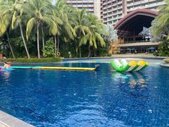 -三亚湾海居铂尔曼度假酒店