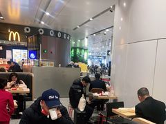 大堂-麦当劳(北京大兴机场二层国内到达(安检外)店)