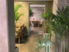 -HIGH FIVE哈福手工汉堡(桂林路店)