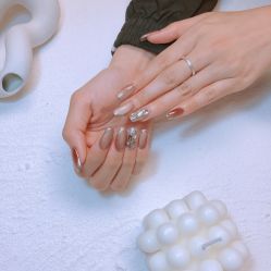-Pink You美甲洗眉纹绣定制中心