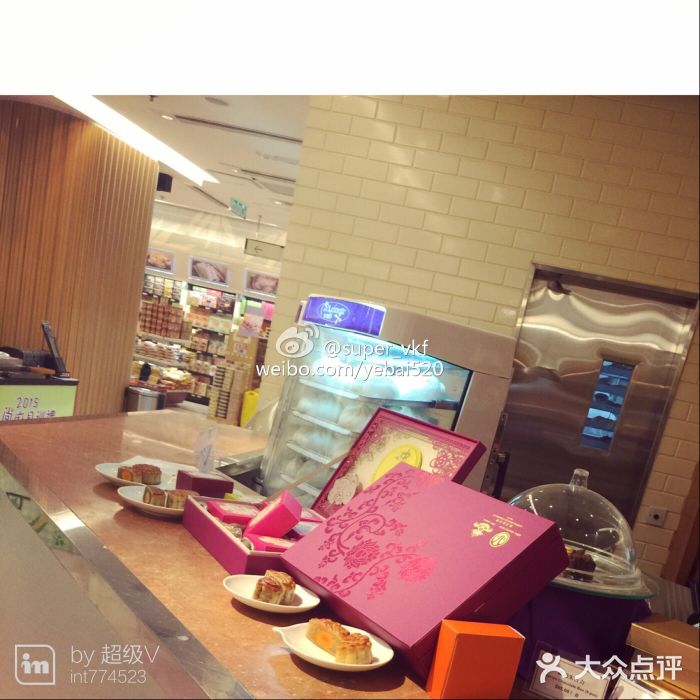 老佛爷饼店老佛爷图片