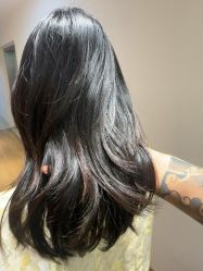 -镁连社·美联社