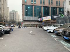 -静安体育中心-停车场