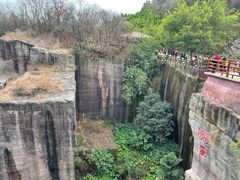 -广州莲花山旅游区