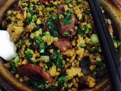 招牌鹅乸煲仔饭-阳江河堤老牌曾记美食