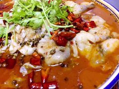 水煮水库鱼-小仙居·农家宴烤羊· 农庄
