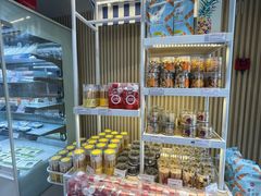-85度C(生甜甜圈研究工坊·上海平凉店)