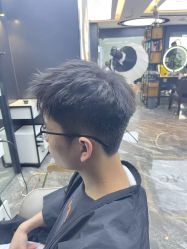 -藤野造型·专业烫染店
