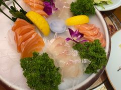 -青瓦餐厅·生鱼片·韩园烤肉(西塔店)