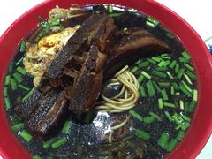 -小龙大肉面馆