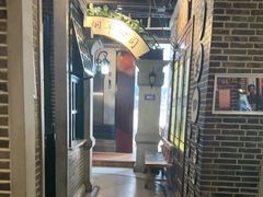 -东口码头·烧鸽子·鱼头泡饼·地方菜(金鹰悦城店)