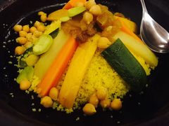 蔬菜小米塔金-Tajine Moroccan塔金摩洛哥中东餐厅