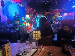 -喜鹊音乐酒馆(西街店)