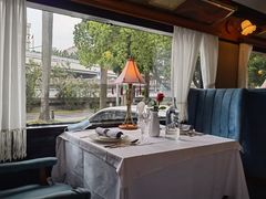 -火车头法国西餐厅