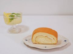 日式鲜乳卷-SKROLL卡特司库·蛋糕定制·生吐司·司康(古北程家桥店)