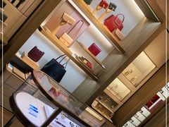 -卡地亚(杭州大厦精品店)