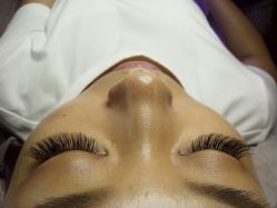 睫毛嫁接-光SPA科技美肤