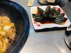 -屯老二农家铁锅炖·行业领军者(梅江店)
