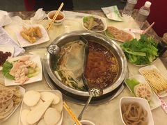-朱氏胖子烂火锅(洪崖洞店)
