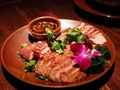 卡拉山火塘烧肉-花马天堂云南餐厅 Lost Heaven(高邮路店)