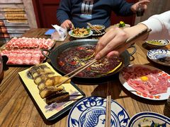 -旧街市鲜货老火锅(大光路店)