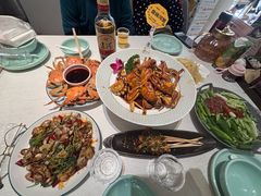 -嗨辣小聚·盘锦河蟹·海鲜烧烤龙虾(盘锦十年好店)