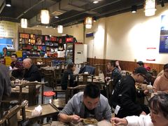 大堂-肖肖酸萝卜鱼火锅(总店)