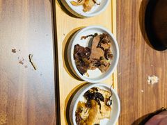 -良米山·云南野生菌过桥米线(上海首店)