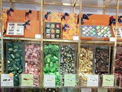 -VENCHI 闻绮(上海佛罗伦萨小镇店)
