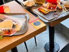 -麦当劳(展览路店)