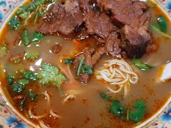 -金杨拉面王小吃面馆·牛三宝面·红烧牛肉粉