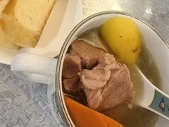-汗腾格里·风味餐厅(新疆驻京办店)