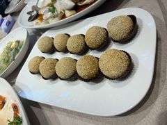 -品悦酒店(三林古镇店)